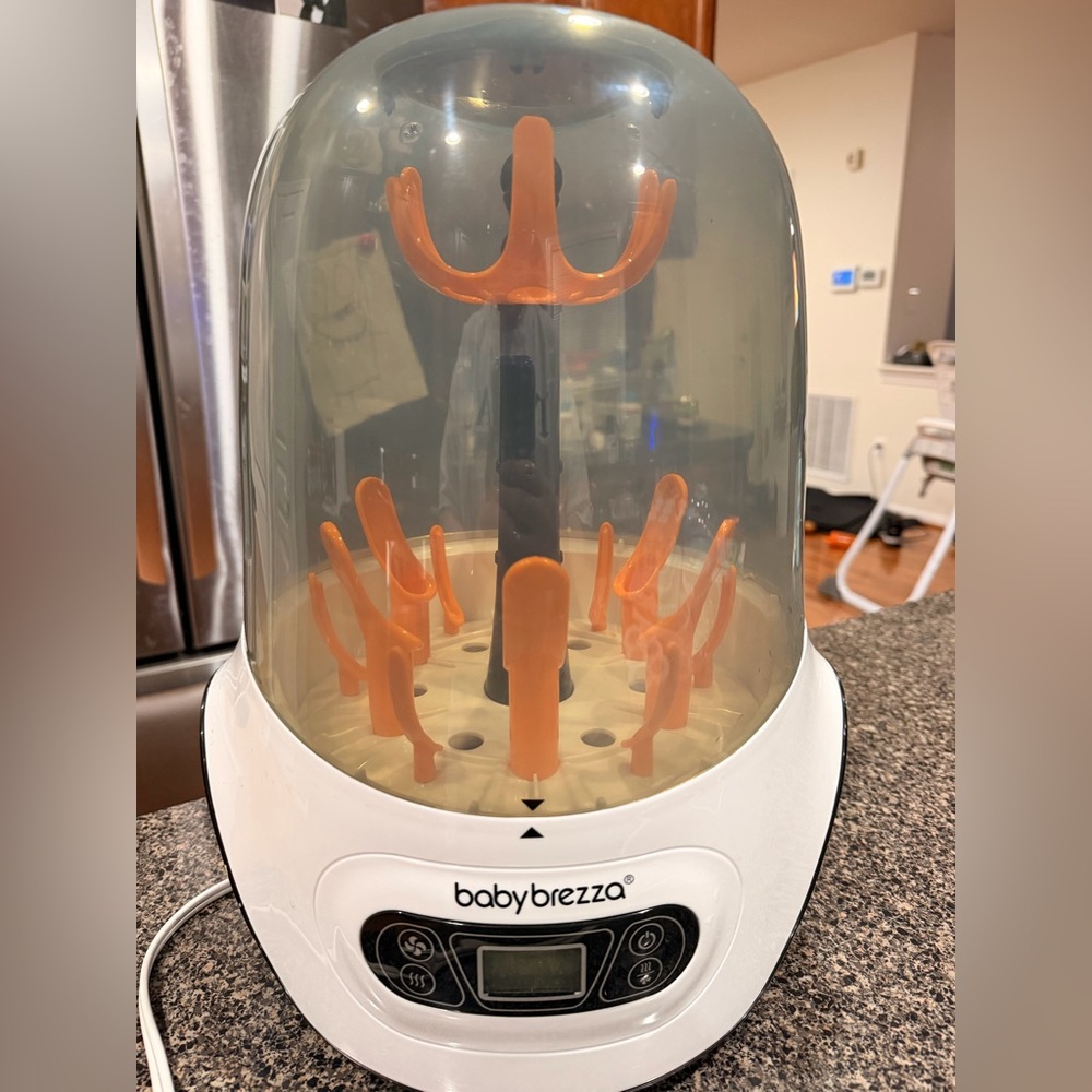 Baby Brezza Bottle Sterilizer and Dryer